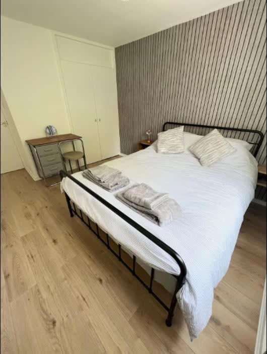 בריסטול Montague Central One Bedroom Flat With Parking מראה חיצוני תמונה